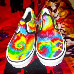 Tie dye slip on vans. 5.5 juniors